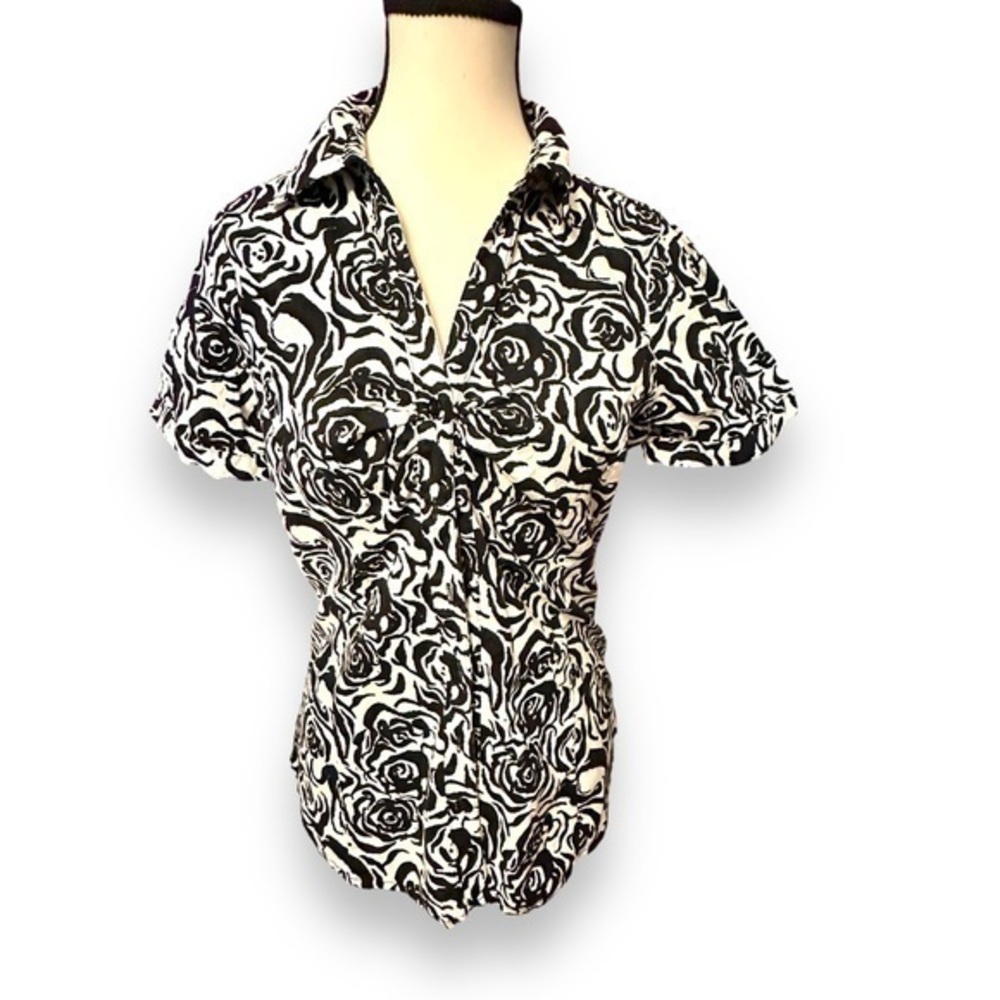 Women’s Black and White Rose Top Small S